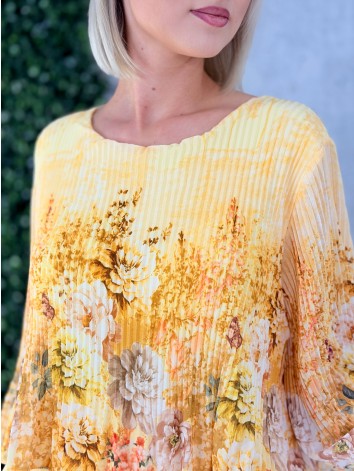 Dámske elegantné midi plisované šaty s kvetovanou potlačou aj pre moletky - žlté