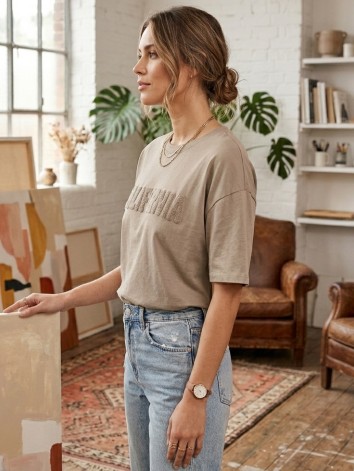 Dámske hnedé bavlnené oversize tričko CALIFORNIA