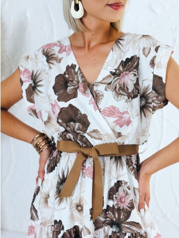 Dámske hnedé kvetované šaty s hnedým opaskom