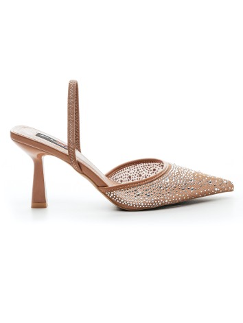 Dámske hnedé sandále s kamienkami na nízkom opätku Plora