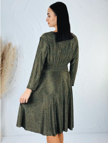 Dámske khaki trblietavé šaty s véčkovým výstrihom aj pre moletky