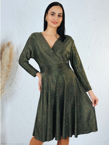 Dámske khaki trblietavé šaty s véčkovým výstrihom aj pre moletky