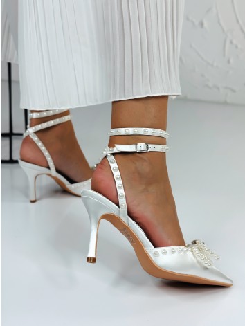 Dámske luxusné biele sandále s perlami a mašľou