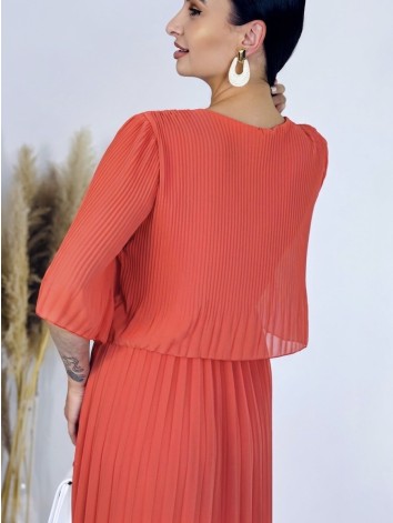 Dámske midi plisované spoločenské šaty - korálové