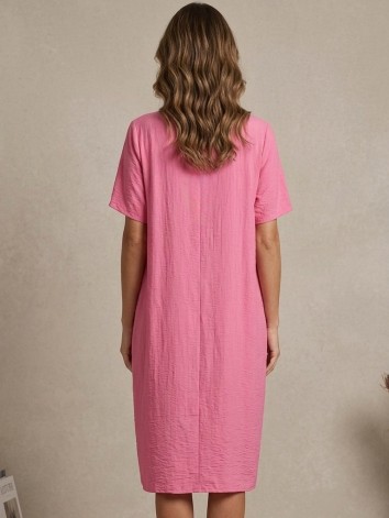 Dámske oversize letné šaty s vreckami a náhrdelníkom - ružové