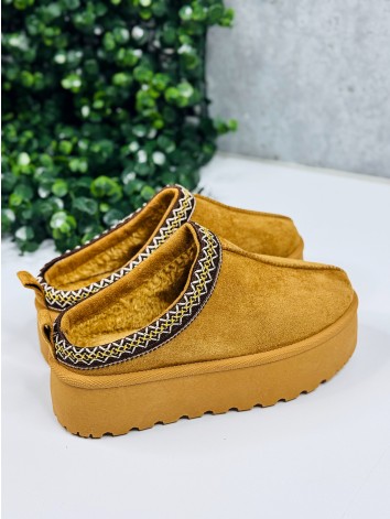 Dámske papuče s kožušinou a vysokou podrážkou TAZZIS camel