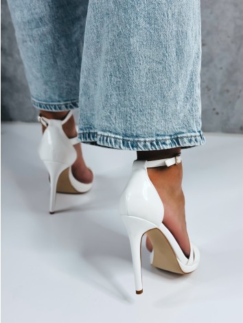 Dámske sandále na vysokom opätku - biele