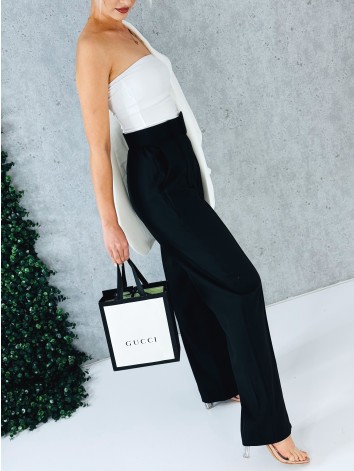 Dámske široké čierne nohavice s opaskom a zlatou aplikáciou