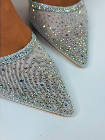 Dámske strieborné sandále s ozdobnými kamienkami Rumea