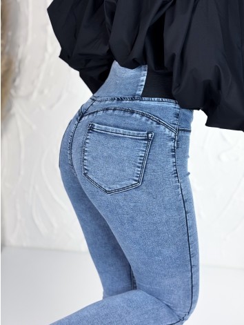 Dámske svetlo modré elastické rifle s gumičkou v páse