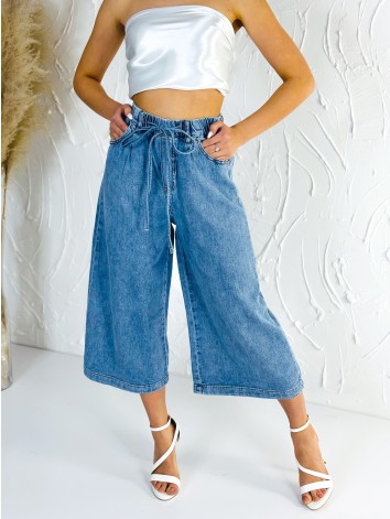 Dámske svetlomodré capri rifle s gumičkou v páse Lola