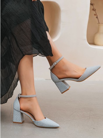 Dámske trblietavé strieborné sandále Arija