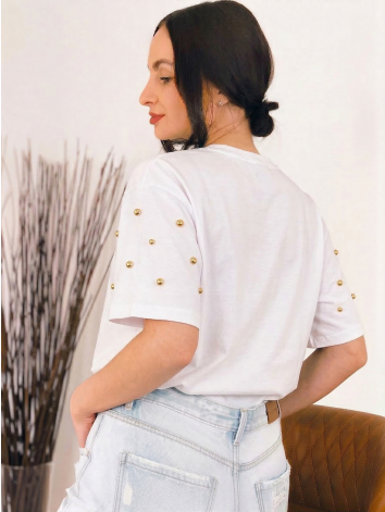 Dámske tričko so zlatým vybíjaním v bielej farbe