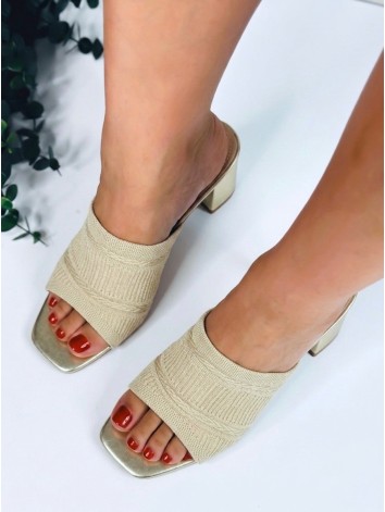 Dámske zlaté elegantné šľapky na hrubom opätku