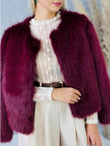 Dámsky bordový kožuštek s huňatým efektom