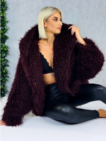 Dámsky bordový ovečkový kožuch s kapucňou Aria