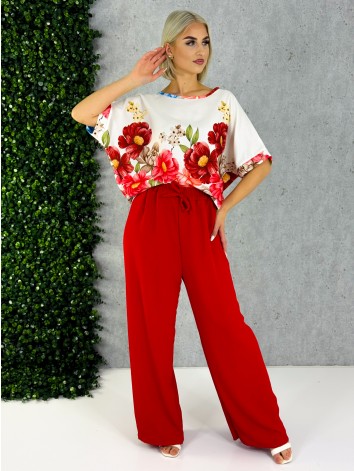 Dámsky červený letný komplet s kvetmi a širokými nohavicami