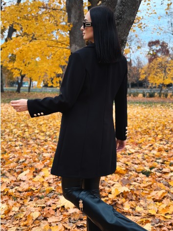 Dámsky čierny elegantný kabát s dvojradovým zapínaním Amara