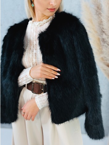 Dámsky čierny kožuštek s huňatým efektom