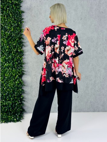 Dámsky čierny letný komplet s kvetmi a širokými nohavicami
