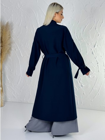 Dámsky dlhý tmavomodrý trenčkot s opaskom a gombíkmi