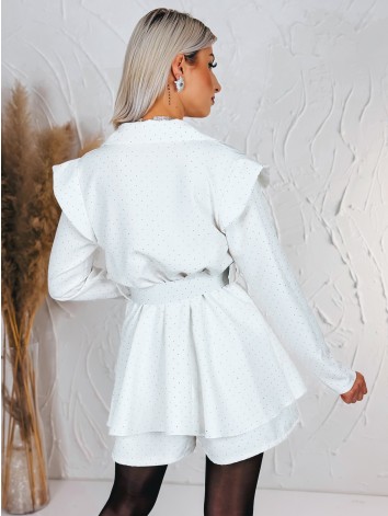 Dámsky elegantný overal s opaskom a ozdobnými kamienkami - biely