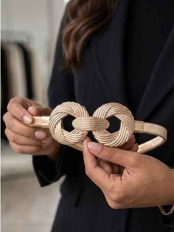 Dámsky elegantný zlatý pružný opasok