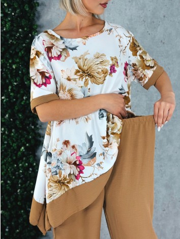 Dámsky hnedý letný komplet s kvetmi a širokými nohavicami
