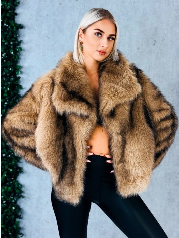 Dámsky kožuch v hnedej farbe podobný norke