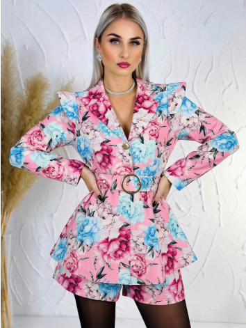 Dámsky ružový elegantný kvetovaný overal s opaskom a véčkovým výstrihom