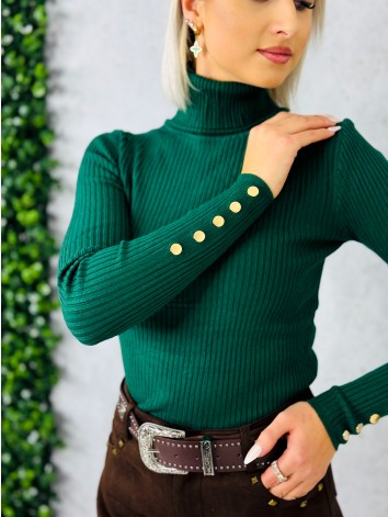 Dámsky zelený rolák so zlatými gombíkmi na rukávoch