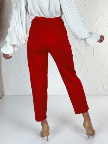 Elegantné elastické dámske červené nohavice s opaskom