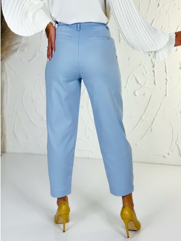 Elegantné elastické dámske svetlomodré nohavice s opaskom