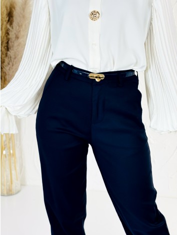 Elegantné elastické dámske tmavomodré nohavice s opaskom