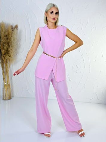 Elegantný ružový dvojdielny kostým s opaskom vesta + nohavice