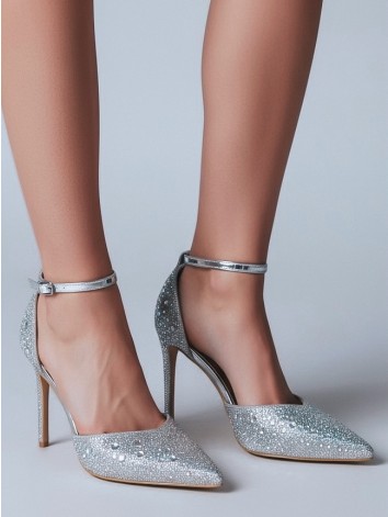 Exkluzívne dámske sandále s ozdobnými kamienkami - strieborné