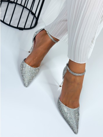 Exkluzívne dámske strieborné sandále s kamienkami