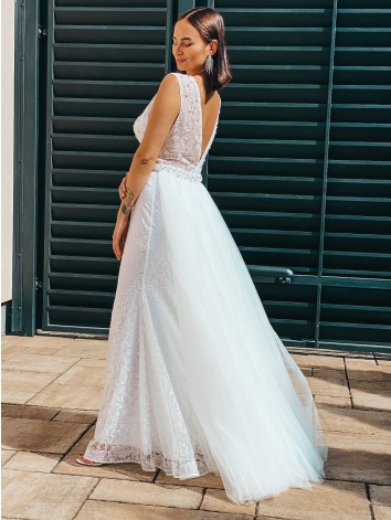 Exkluzívne dlhé dámske spoločenské šaty s odnímateľnou tylovou sukňou - biele BB