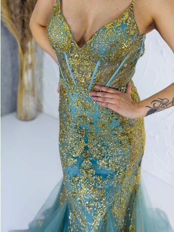 Exkluzívné dlhé zelené dámske spoločenské šaty