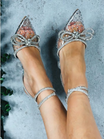 Exluzívne dámske strieborné sandále s mašľou a ozdobnými kamienkami