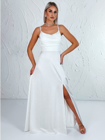 Priliehavé šaty na svadbu alebo na ples s kamienkami a rázporkom - biele