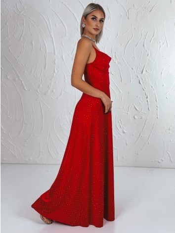 Priliehavé šaty na svadbu alebo na ples s kamienkami a rázporkom - červené