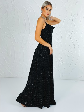 Priliehavé šaty na svadbu alebo na ples s kamienkami a rázporkom - čierne