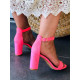Dámske neónovo-ružové sandálky
