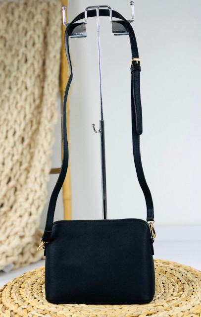 Elegantná čierna kabelka 