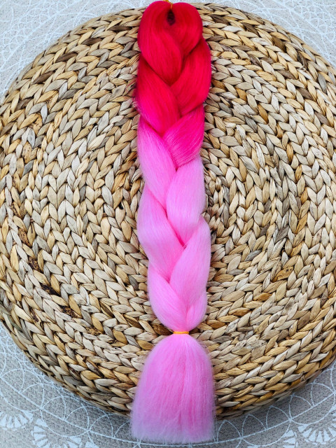 Červeno-ružový pletený kanekalon