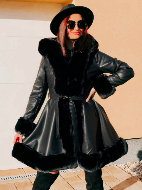 Dámska čierna koženková bunda s kožušinou