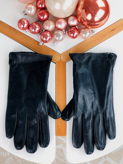 Čierne pánske rukavice s kožušinou