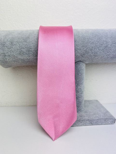 Pánska svetlá ružová saténová úzka kravata