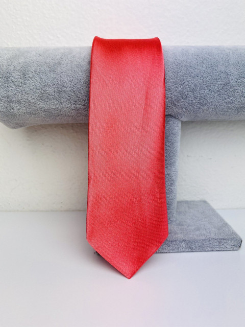 Pánska korálová saténová úzka kravata